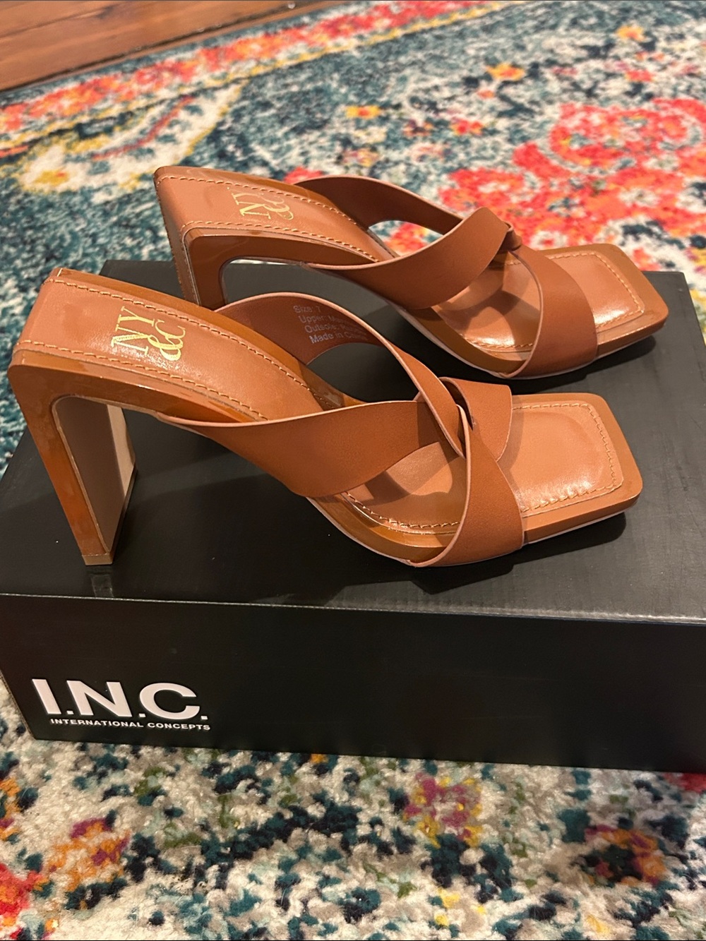 New York & Company Tan Crisscross Leather Square-Toe Mule Heels. NWOB - Picture 4 of 6